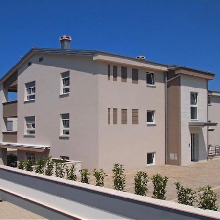 Daska Apartmani Njivice Kültér fotó