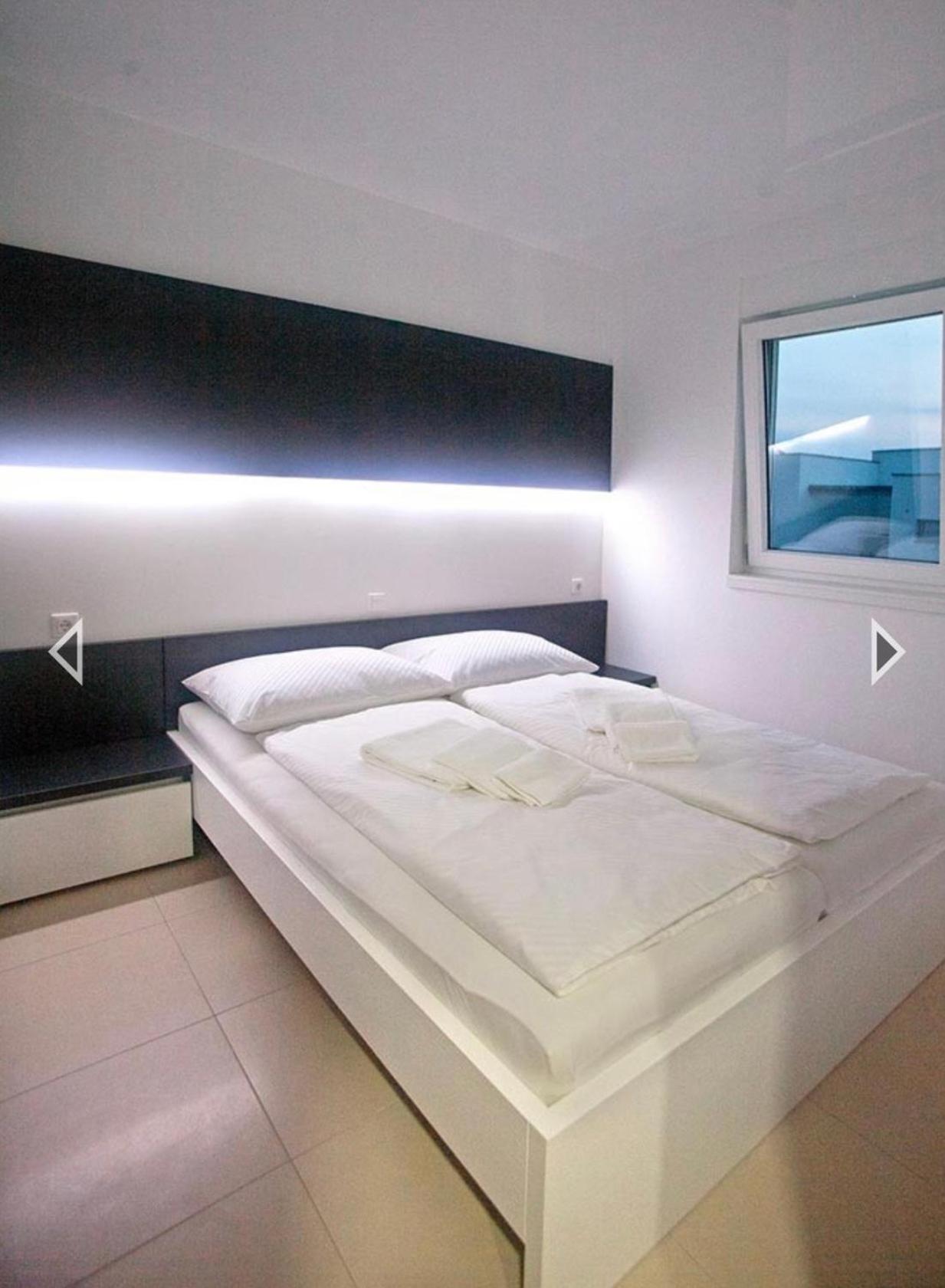 Daska Apartmani Njivice Kültér fotó