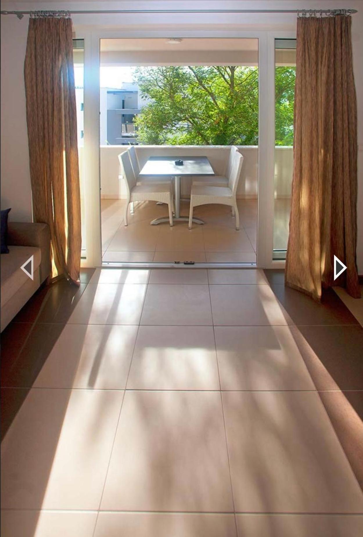 Daska Apartmani Njivice Kültér fotó